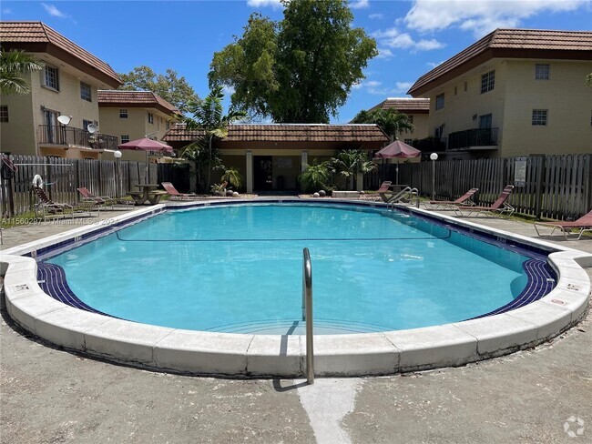 Building Photo - 8600 SW 109th Ave Rental