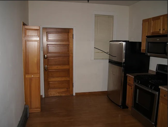 Photo - 96 Pine Ave Unidad 1