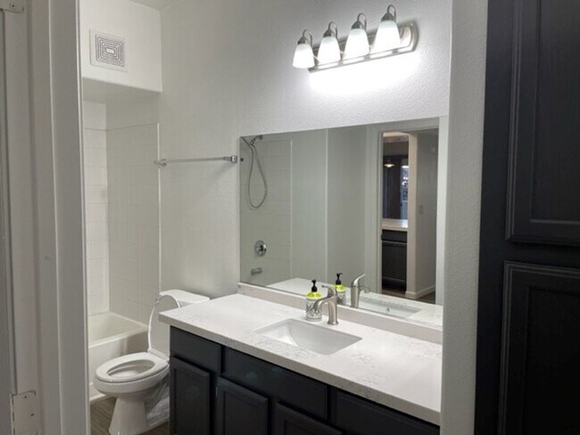 Photo - 2 Bedroom 2 Bath Condo W Sunset Unit 1047