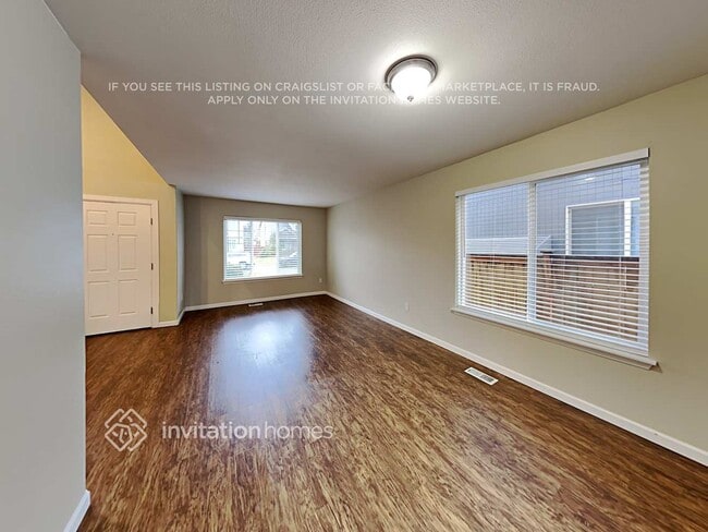 Photo - 1527 185th St E