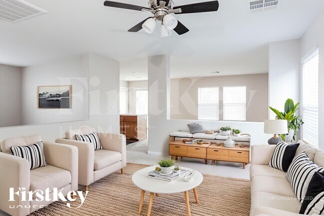 Photo - 5013 Whistling Acres Ave