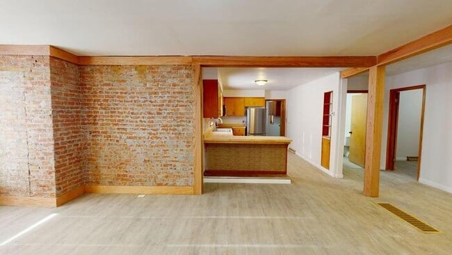 Photo - 507 8th Ave SW