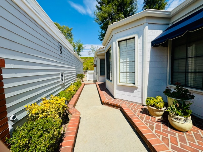 Photo - 28385 Borgona