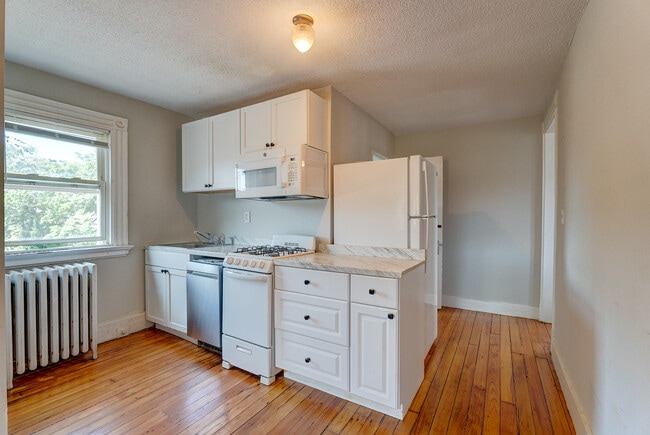 Photo - 65 Edgewood Ave