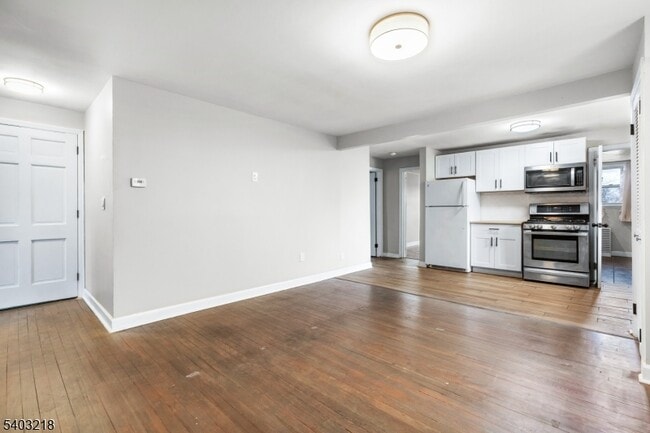 Photo - 26 Van Ness Terrace