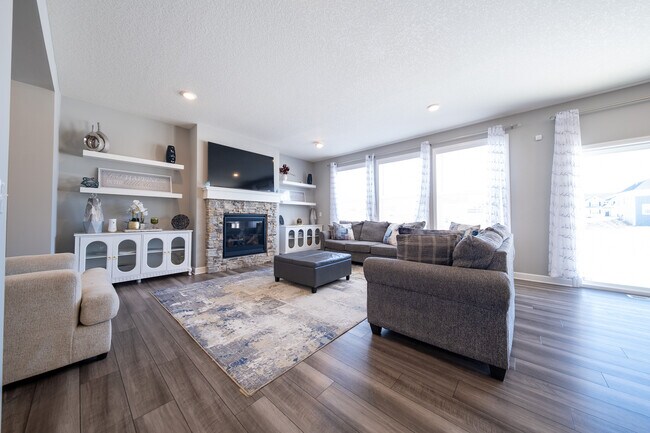 Photo - 6668 Coach House Ln