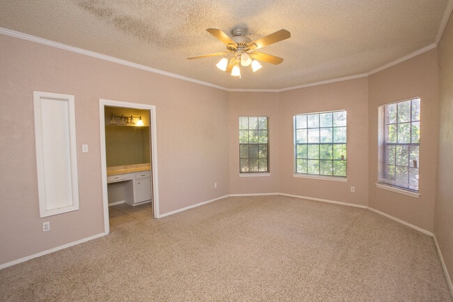 Photo - 2946 River Bend Ct