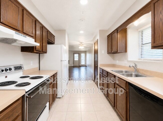 Photo - 1318 Pennington Ave
