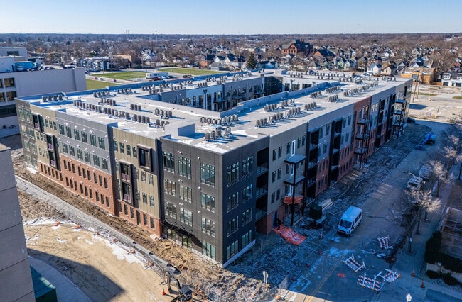 Photo - Trace Quarter