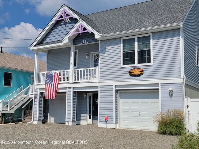 387 Kingfisher Rd