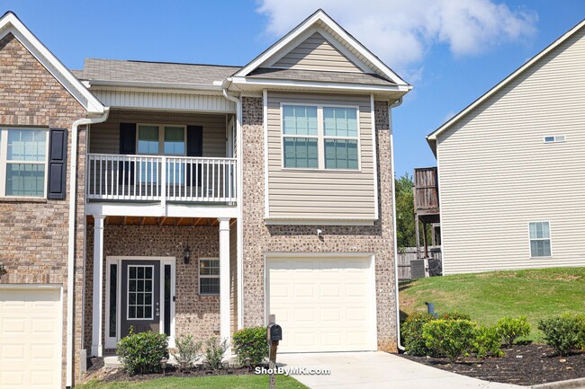 Lovely Austell townhome minutes from I-20! - Lovely Austell townhome minutes from I-20!