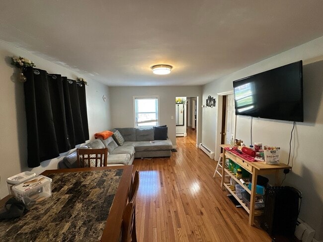 Building Photo - 154 Vine St Unit 1