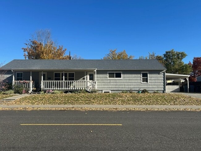 Building Photo - 224go Unit 224