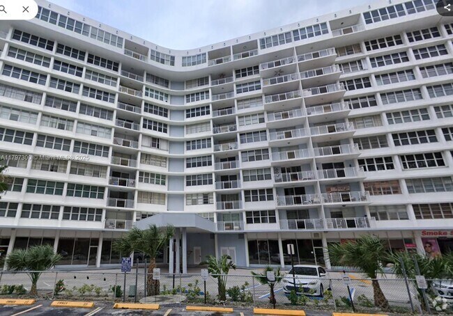 Building Photo - 1801 S Ocean Dr Unit 741 Rental