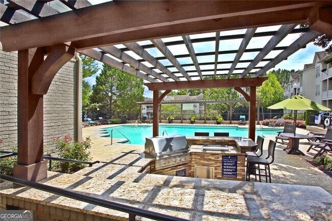 240 E Belle Isle Rd NE Unit 113