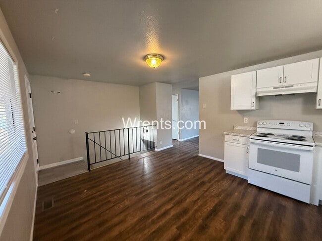 Photo - 2318-2320 E Dalke Ave Unidad 2320