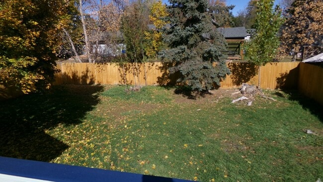 Photo - 924 Queens Ct