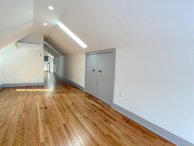 Photo - 5000 Seminole St