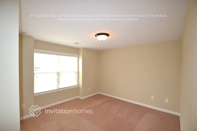 Photo - 2565 Beal St