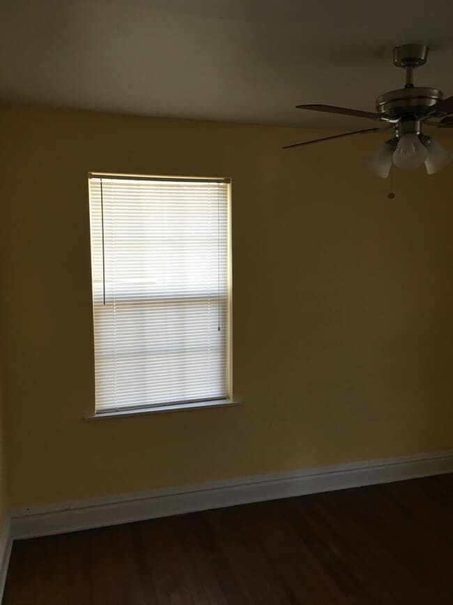 Photo - 2 Bedroom 1 Bath House Sycamore St  $750 No Pets  Call (304) 521-2567