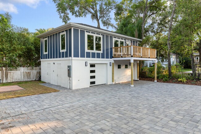 Photo - 810 Palmer St