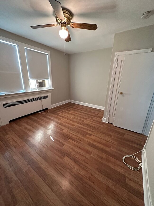 5218 Harford Rd Unidad 5218 Harford Road Unit 2