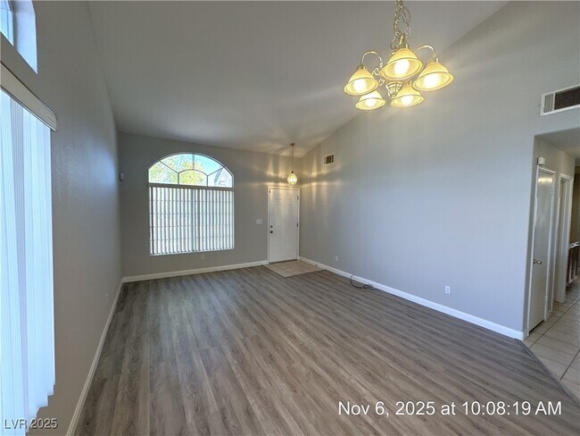 Photo - 3637 Nairobi Ln