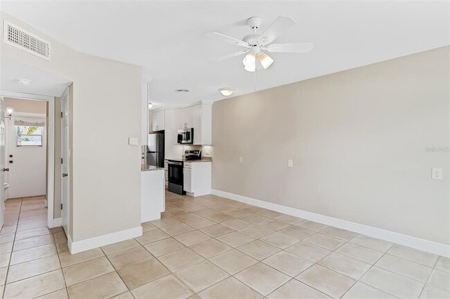 Photo - 211 20th Ave