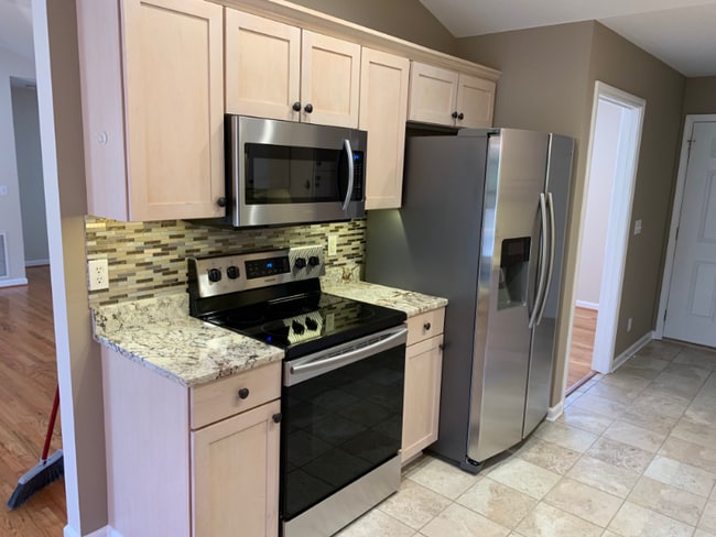 Photo - 111 Chestnut Ln