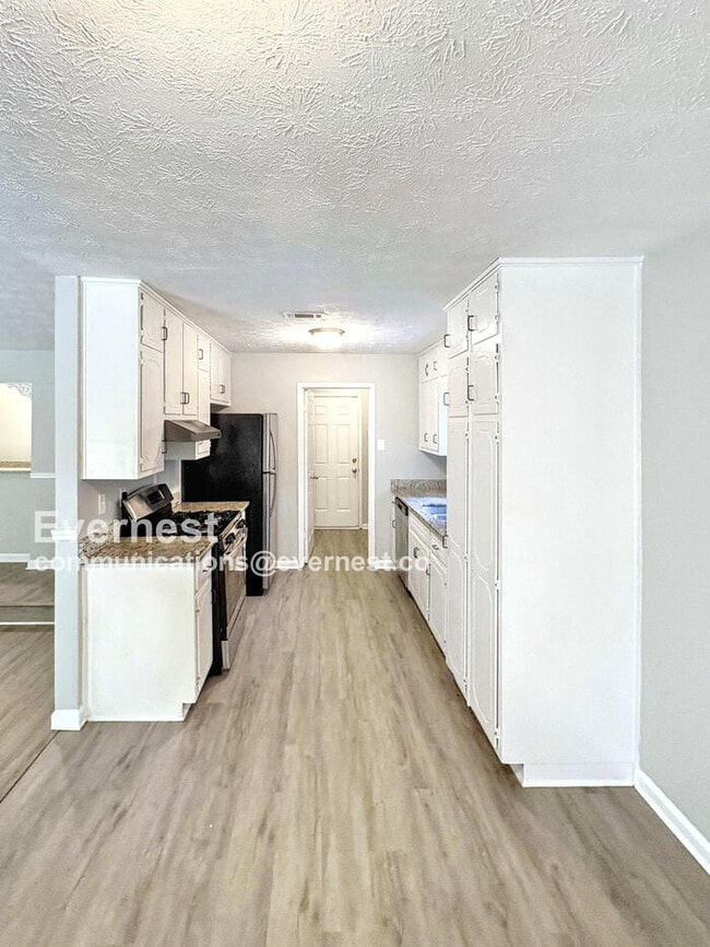 Photo - 8572 Glenwoods Dr