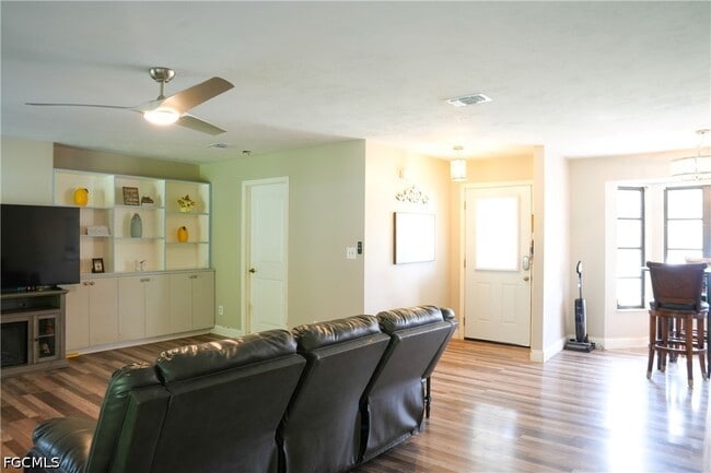 Photo - 114 Greenwood Ave