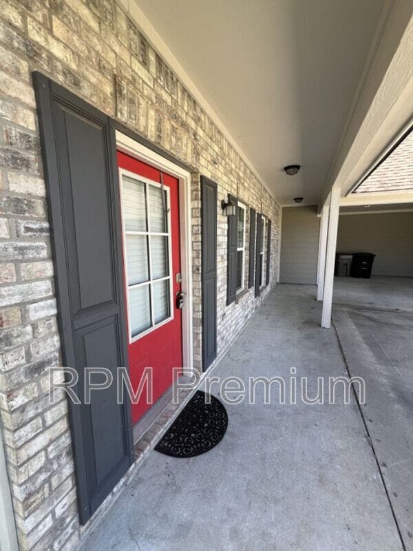 Photo - 8614 Forestwood Ave