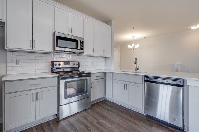 Photo - Monticello At Powhatan