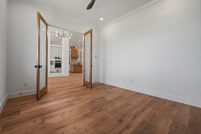 Photo - 413 Chuckwagon Trail