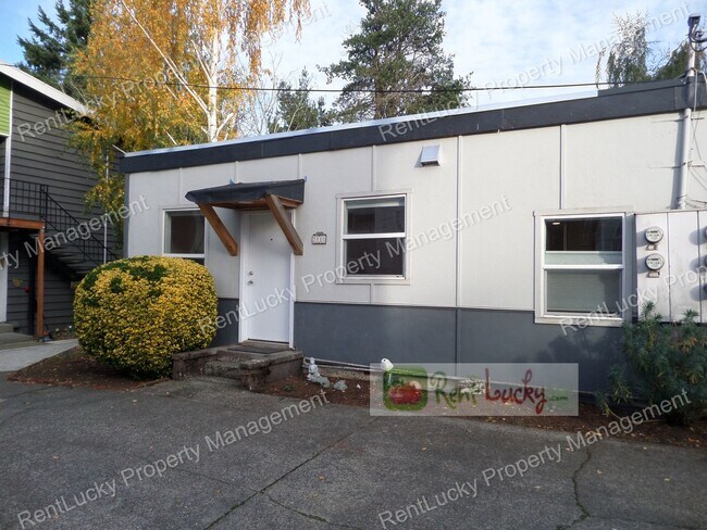 Photo - 2110-2116 NE 85th St Unit 2110