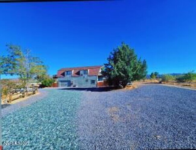 Photo - Dual Family Living - Horse Property - In Law Quarters