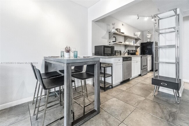 Photo - 100 Lincoln Rd Unidad 320