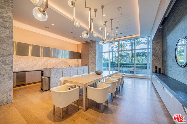 Photo - 877 Francisco St Unit 1711