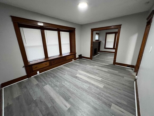 Photo - 1027 Delia Ave