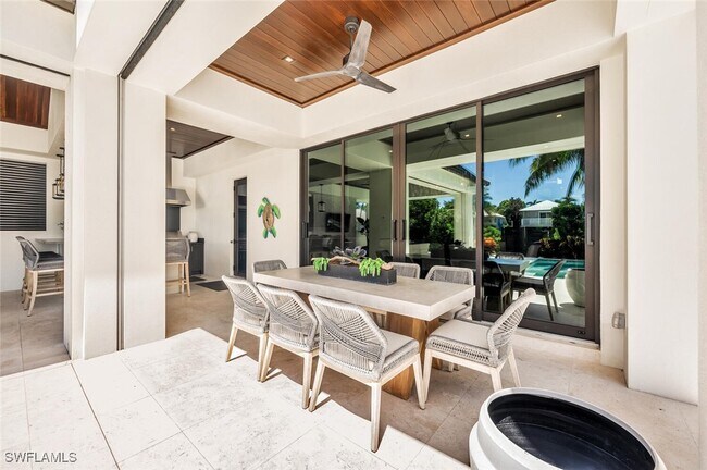 Photo - 556 17th Ave S