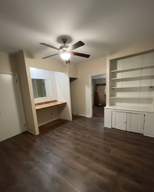 Photo - 12 4th Ave SW