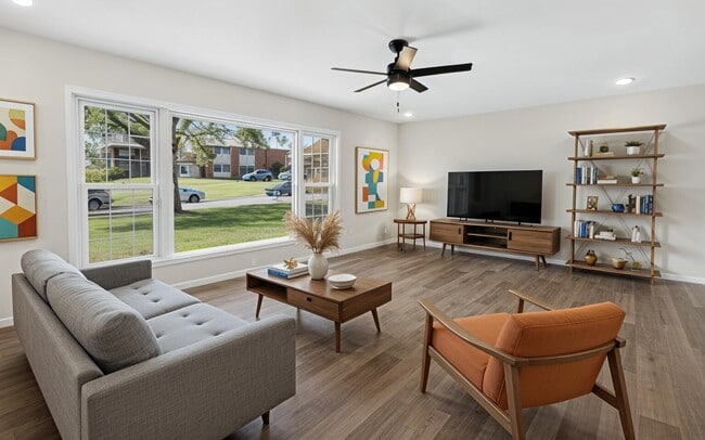 1022 Queen Ann Dr