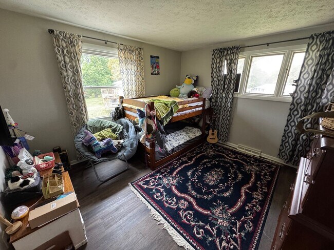 Photo - 2432 Montclaire