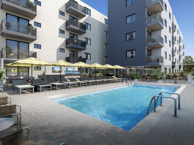 Building Photo - Sienna