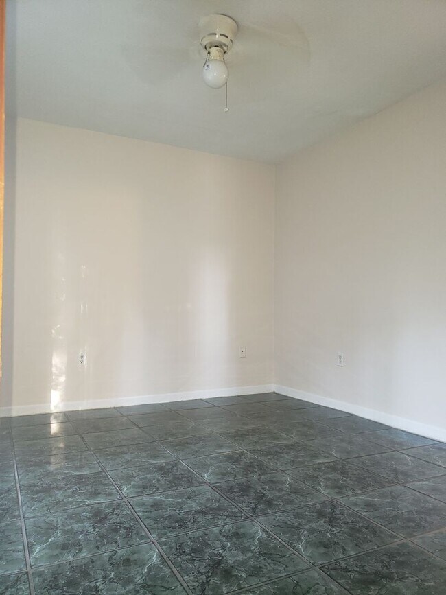 Photo - 329 7th St SW Unit A