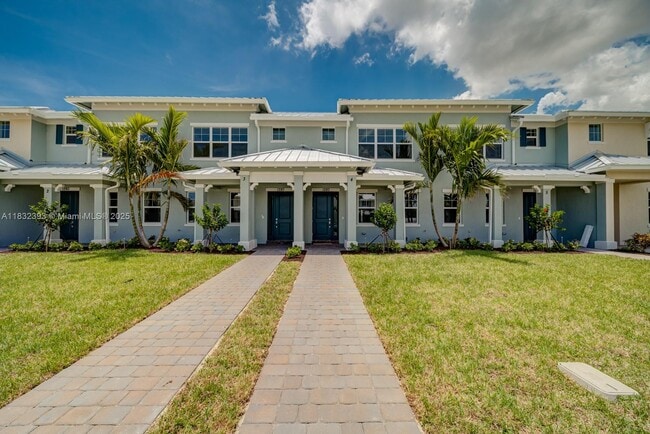 Photo - 1280 Eucalyptus Dr Townhome