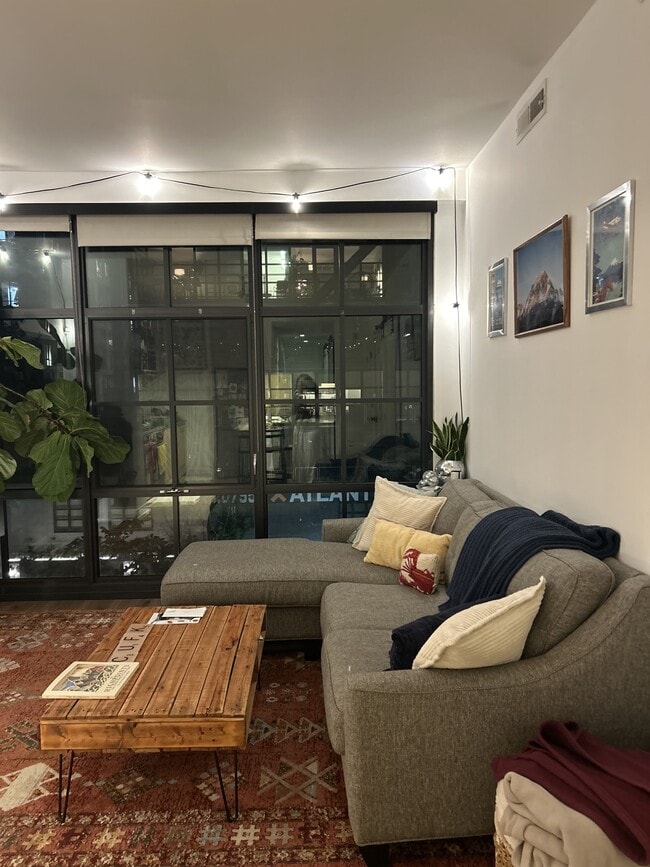 Photo - 2030 8th St NW