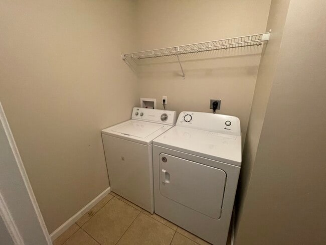 Laundry Room - Park Place On Chauncey