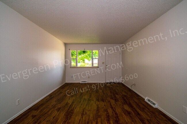 Photo - 2439 Clearview Ave
