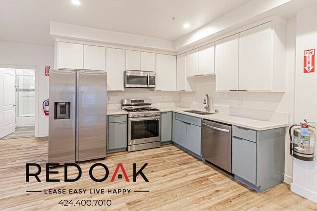 Photo - 5650 Farmdale Ave Unit 3